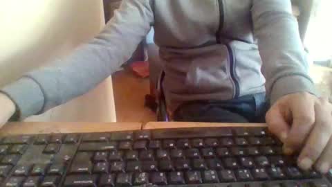 pup_y online show from November 2025 03:34:02 PM