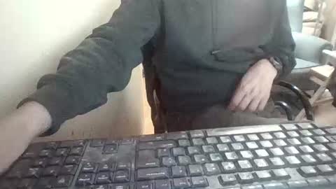 pup_y online show from February 2026 05:28:01 PM