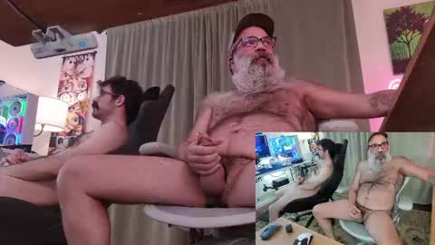 Pup And Papa bear online show from July 2026 02:05:01 AM