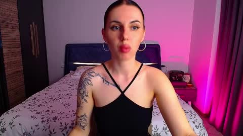 Julia online show from April 2026 04:49:01 PM