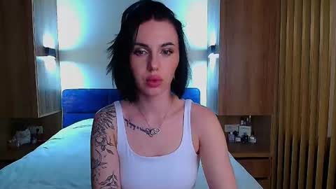 Julia online show from July 2026 02:42:02 PM