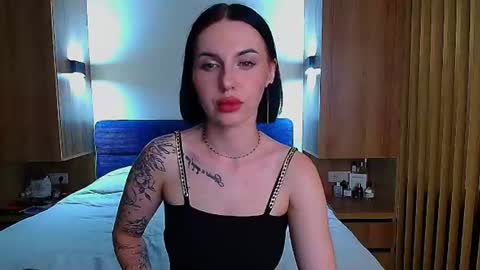 Julia online show from July 2026 04:45:02 PM