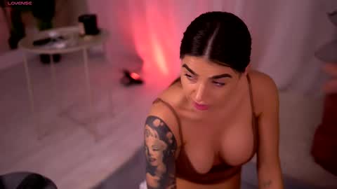 Emily online show from February 2026 04:50:02 AM