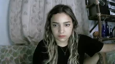 Lizzy online show from April 2026 05:19:02 AM