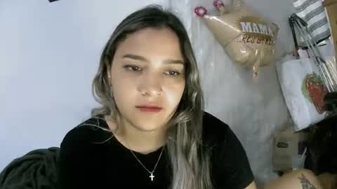 Snapshot of purple_23 chatting on May 2026 04:36:02 PM Lizzy online show from May 2026 04:36:02 PM
