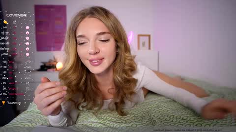 Snapshot of purple_baby chatting on January 2025 01:27:01 PM Sasha  wait you here 6 of November. will celebrate my B- day online show from January 2025 01:27:01 PM