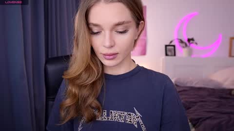 Snapshot of purple_baby chatting on February 2025 04:39:02 PM Sasha  wait you here 6 of November. will celebrate my B- day online show from February 2025 04:39:02 PM