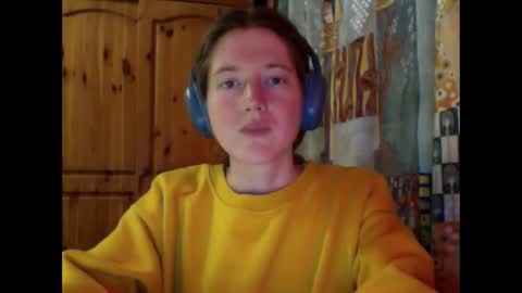 purple_cat55 online show from September 2025 03:45:01 PM