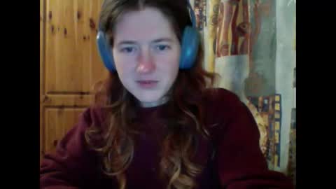 purple_cat55 online show from September 2025 06:29:02 PM