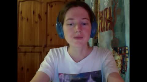 purple_cat55 online show from October 2025 11:09:02 AM