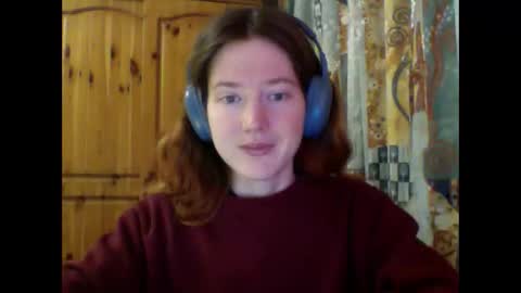 purple_cat55 online show from December 2025 12:13:02 PM