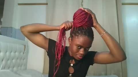 purple_honey1 online show from April 2026 03:31:02 PM