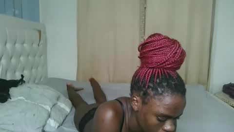 purple_honey1 online show from April 2026 06:20:01 PM