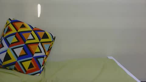 purple Rain online show from February 2026 05:05:01 AM