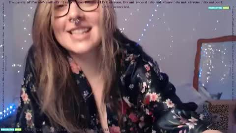 Snapshot of purplevanilla87 chatting on February 2025 02:31:01 AM Purple online show from February 2025 02:31:01 AM