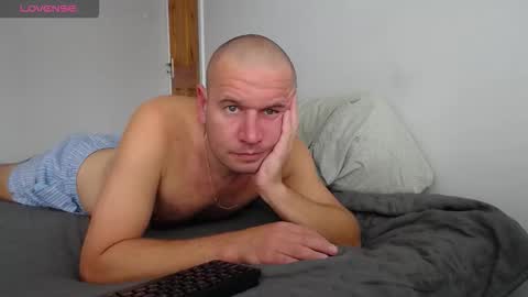 Snapshot of pushka13 chatting on September 2025 03:44:02 PM Valdis online show from September 2025 03:44:02 PM