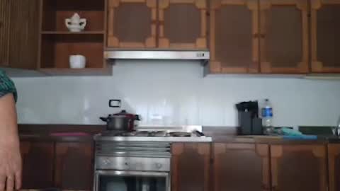 Mary online show from December 2025 09:47:02 AM