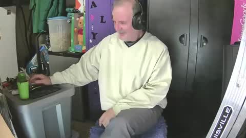 Mark online show from December 2024 07:10:01 PM