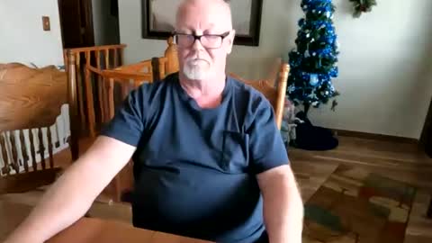 pussylover1365 online show from February 2025 09:32:01 PM