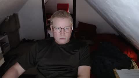 Snapshot of pussylovercb chatting on September 2025 11:23:01 AM pussylovercb online show from September 2025 11:23:01 AM