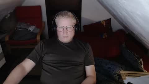 Snapshot of pussylovercb chatting on September 2025 06:33:01 PM pussylovercb online show from September 2025 06:33:01 PM