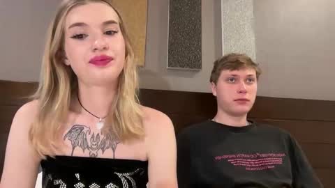 Snapshot of pussymoneywet chatting on October 2025 07:58:02 PM Lina online show from October 2025 07:58:02 PM