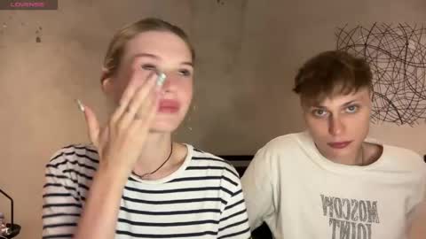 Lina online show from March 2026 06:18:02 PM