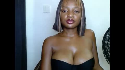 Snapshot of pussyxwetx chatting on November 2025 09:13:02 PM pussyxwetx online show from November 2025 09:13:02 PM