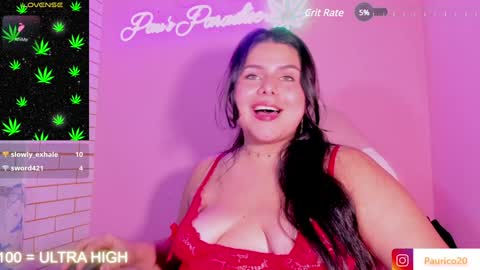 Snapshot of putipaula2 chatting on January 2025 11:56:01 PM Pau online show from January 2025 11:56:01 PM