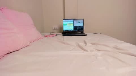 Sophy online show from January 2025 11:06:02 PM