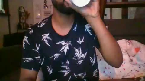 Snapshot of python974 chatting on October 2025 01:58:02 AM Python online show from October 2025 01:58:02 AM