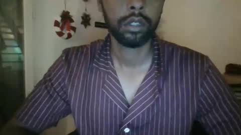 Snapshot of python974 chatting on December 2025 10:48:02 PM Python online show from December 2025 10:48:02 PM