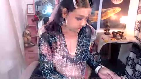 Queen Agatha online show from January 2026 03:05:01 PM