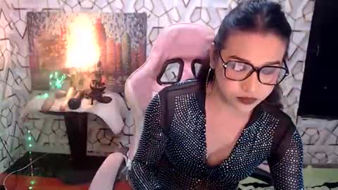 Queen Agatha online show from February 2026 03:11:01 PM