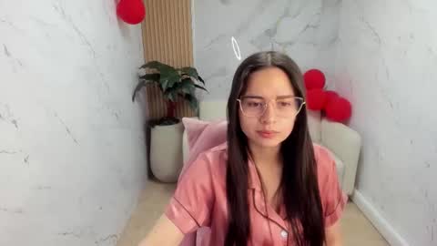 Qetsyah online show from February 2026 12:58:02 PM