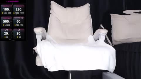 Snapshot of qianqian_ chatting on November 2025 09:53:02 AM qianqian_ online show from November 2025 09:53:02 AM