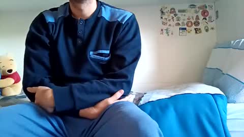 Snapshot of quantosibel chatting on December 2025 08:40:02 AM quantosibel online show from December 2025 08:40:02 AM