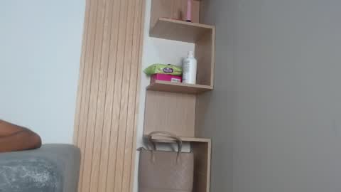 ANTONELLA online show from April 2026 11:58:01 AM