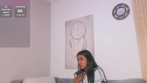 Snapshot of queen_adhara chatting on April 2026 12:36:02 PM ANTONELLA online show from April 2026 12:36:02 PM