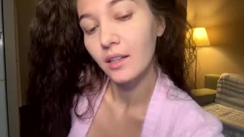 Viktoria online show from October 2025 12:17:02 PM