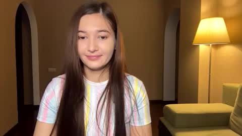 Viktoria online show from November 2025 11:00:01 AM