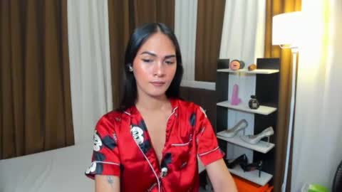 Snapshot of queen_dyosa chatting on November 2025 06:10:02 PM Queen Dyosa online show from November 2025 06:10:02 PM