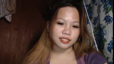 Snapshot of queen_fucker23 chatting on November 2025 08:21:01 PM Angel online show from November 2025 08:21:01 PM