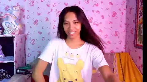 Snapshot of queen_gia chatting on June 2026 12:22:01 PM queen_gia online show from June 2026 12:22:01 PM