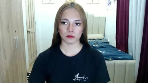 Snapshot of queen_heart0 chatting on January 2026 02:59:02 AM shawny online show from January 2026 02:59:02 AM