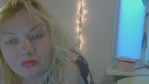 queen_jane8 online show from February 2025 12:00:02 PM