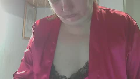 Snapshot of queen_jane8 chatting on March 2026 07:04:02 PM queen_jane8 online show from March 2026 07:04:02 PM