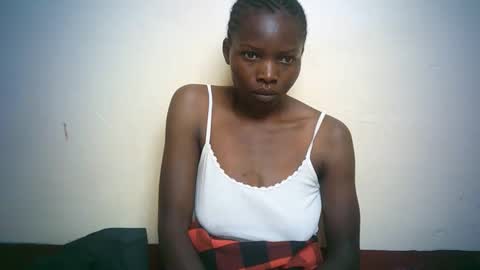 Snapshot of queen_joan chatting on February 2025 07:37:02 AM queen_joan online show from February 2025 07:37:02 AM