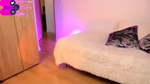 Snapshot of queen_liana chatting on December 2024 07:33:02 AM Liana  online show from December 2024 07:33:02 AM