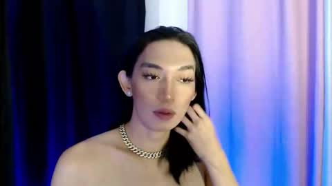 Snapshot of queen_lucifer chatting on November 2025 05:13:01 PM Queen Lucifer online show from November 2025 05:13:01 PM